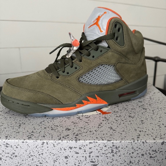 Olive 5’s - Picture 1 of 5
